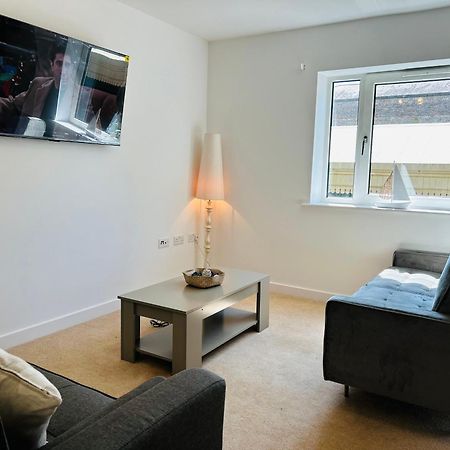 Modern Apartment Broad Gauge Way - Ideal For Work And Leisure Вулвергемптон Екстериор снимка